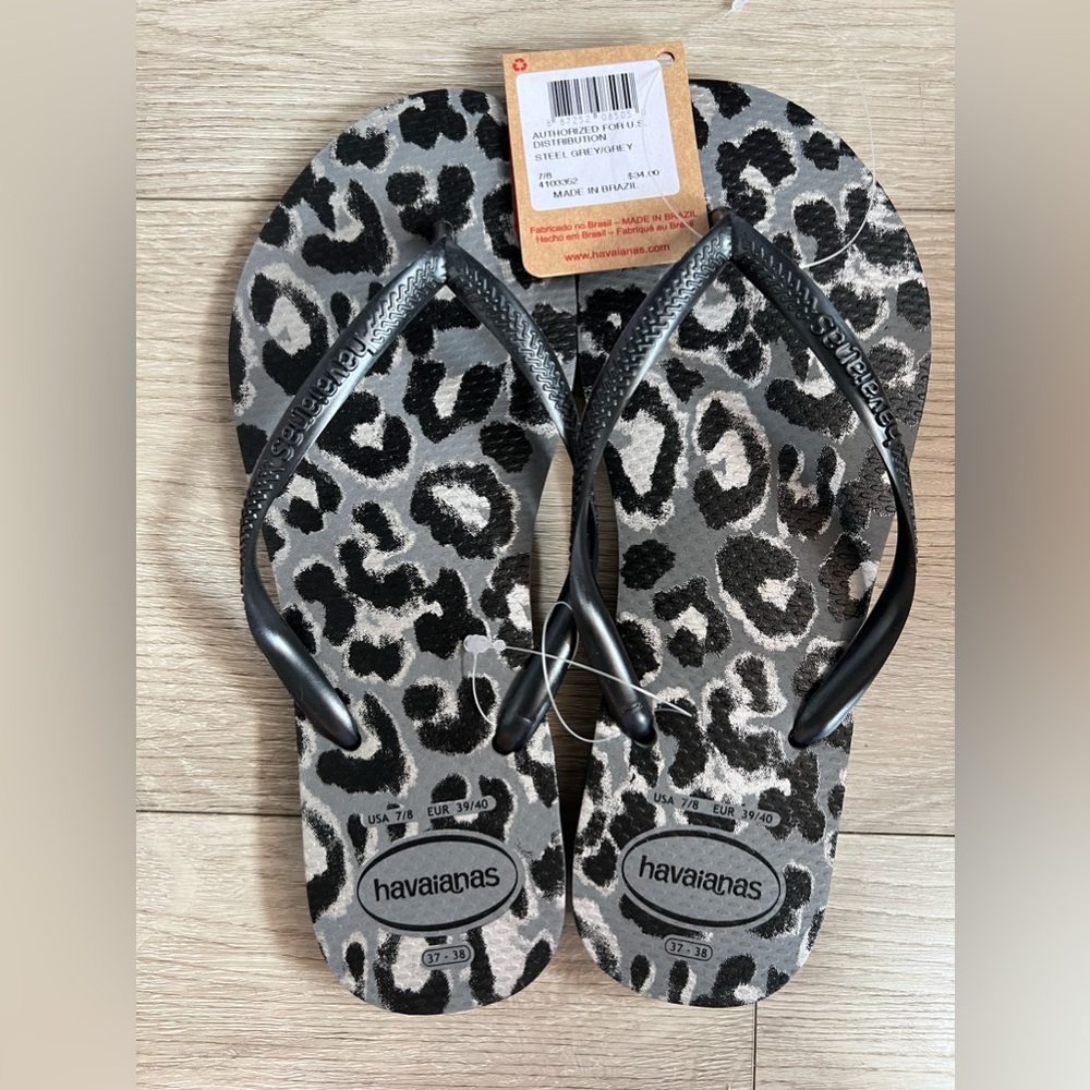Havaianas flip flops size 7/8
